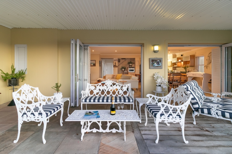 4 Bedroom Property for Sale in Thesen Islands Western Cape